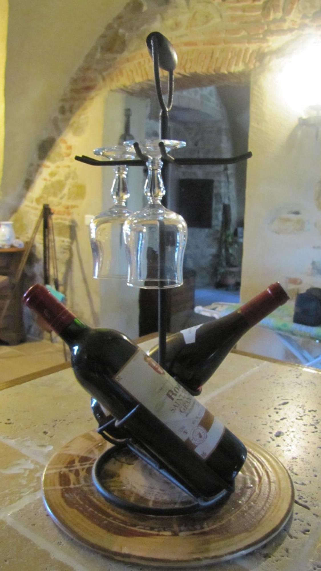 Chateau Des Aiguilles Saint-Remy-de-Chargnat Bagian luar foto